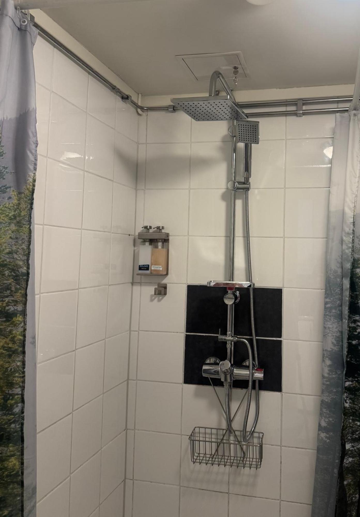 Sentrumsvegen - Private In Lägenhet *
